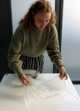 Klasse<br>für<br>Schmuck<br>und<br>Gerät