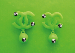 Klasse<br>für<br>Schmuck<br>und<br>Gerät