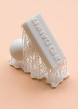 Klasse<br>für<br>Schmuck<br>und<br>Gerät