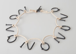 Klasse<br>für<br>Schmuck<br>und<br>Gerät