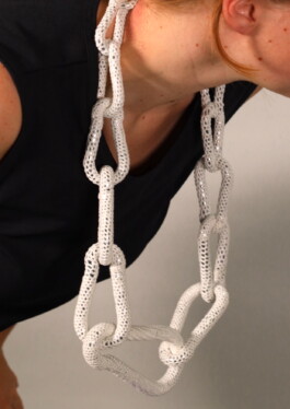 Klasse<br>für<br>Schmuck<br>und<br>Gerät