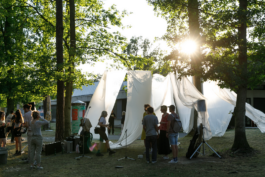 Klasse<br>für<br>Schmuck<br>und<br>Gerät