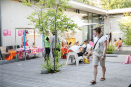 Klasse<br>für<br>Schmuck<br>und<br>Gerät